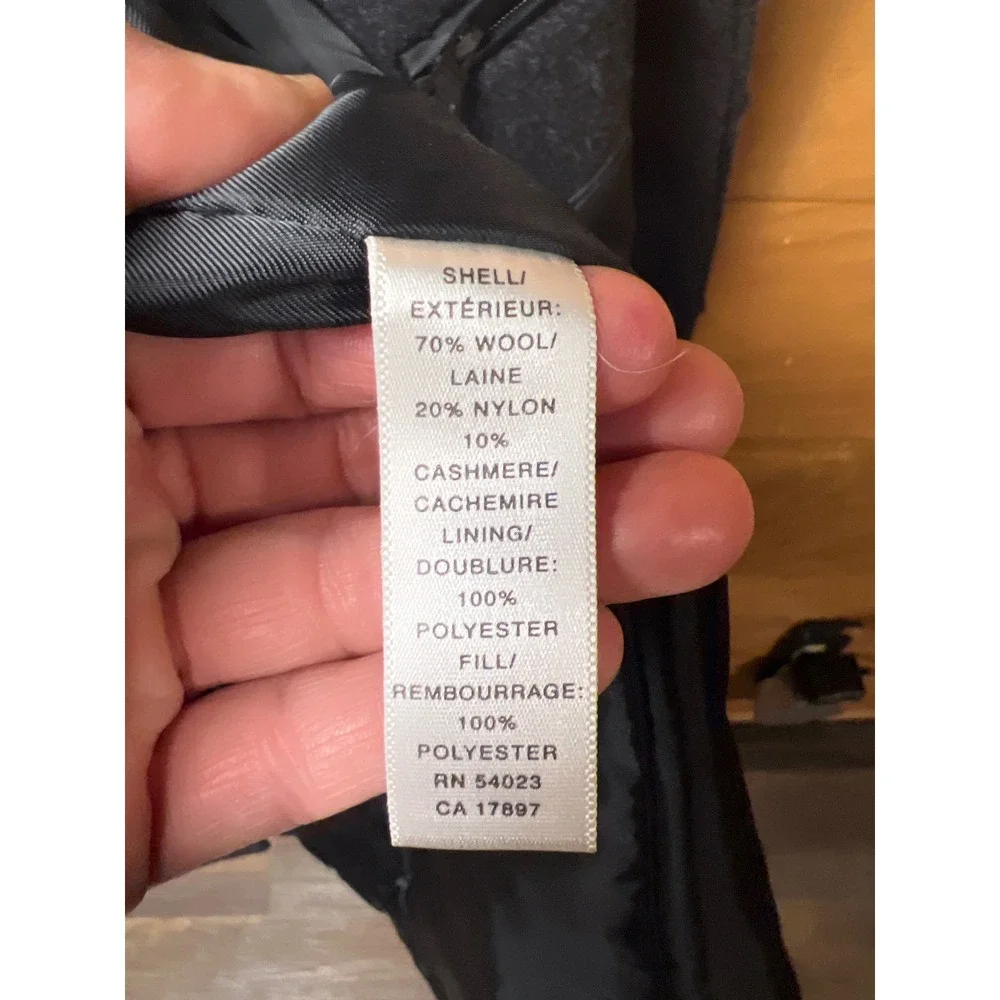 Banana Republic discover timeless